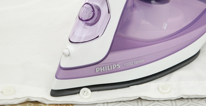 Bàn là hơi nước Philips DST1040/30 3