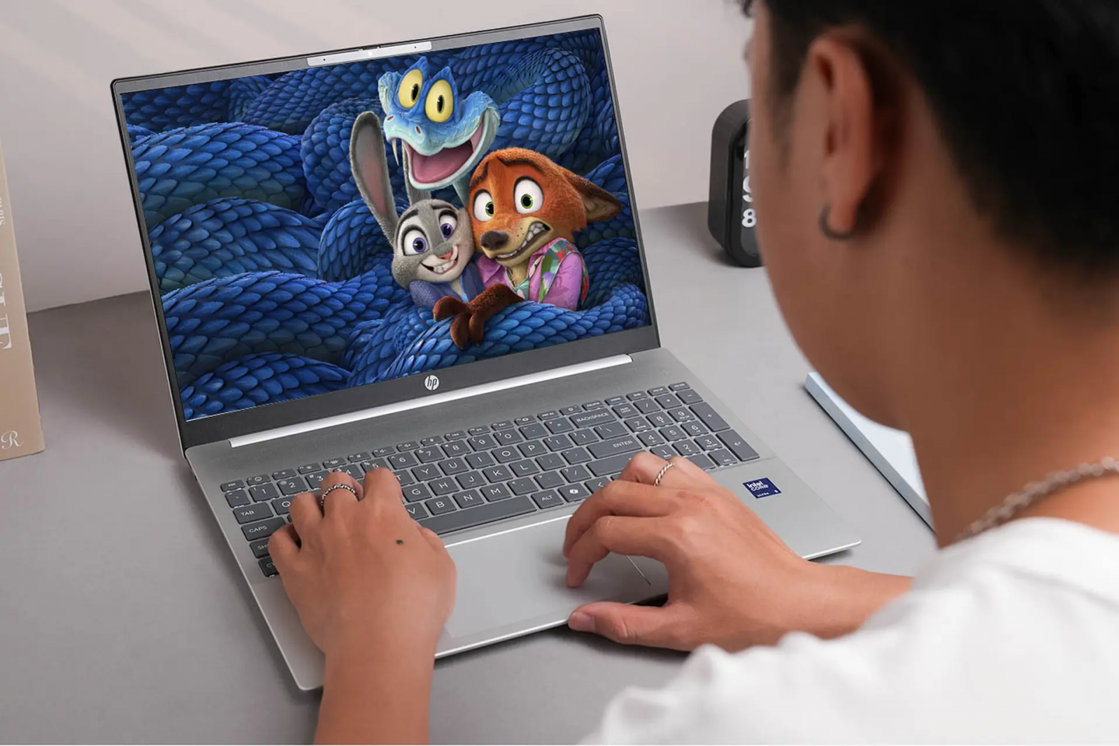 HP OmniBook 5 16-ag1068AU_BZ7T0PA 1